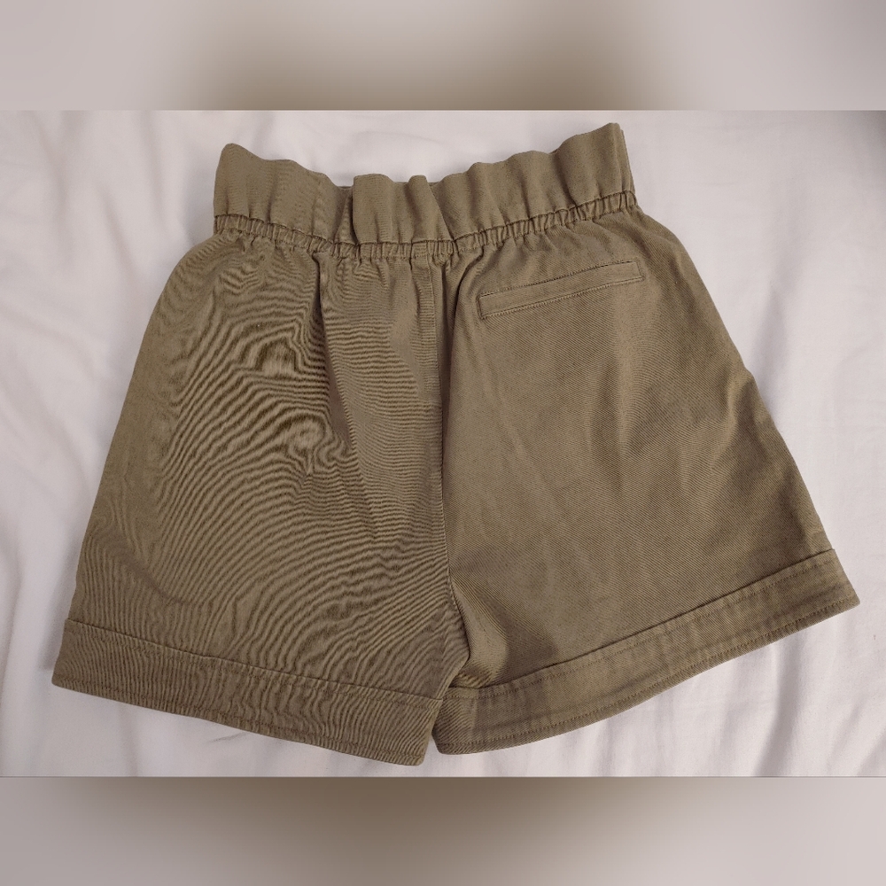 Solid & Striped Shorts - Picture 3 of 5
